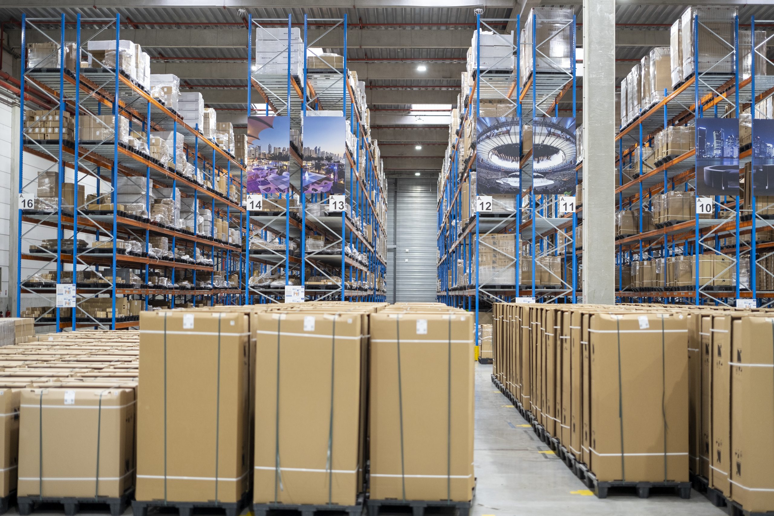 Global Logistics Hub